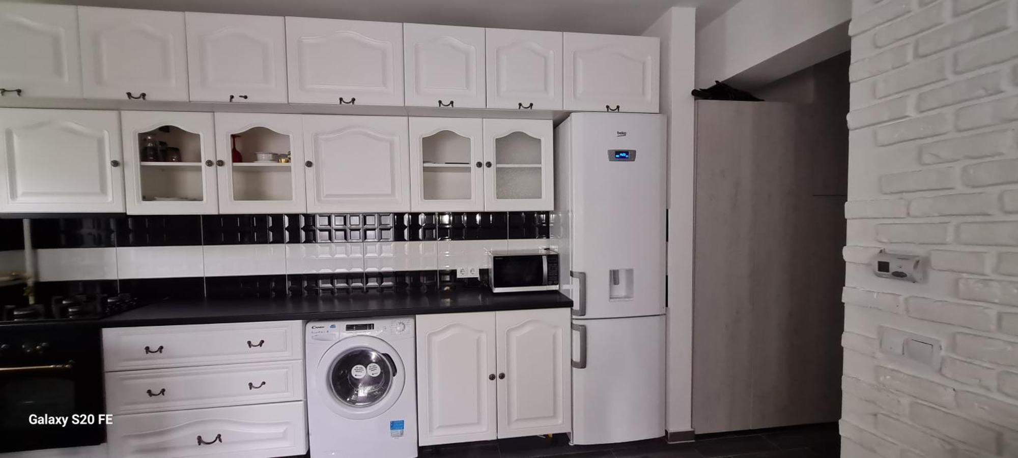 Apartament Regim Hotelier Elis Brassó Kültér fotó